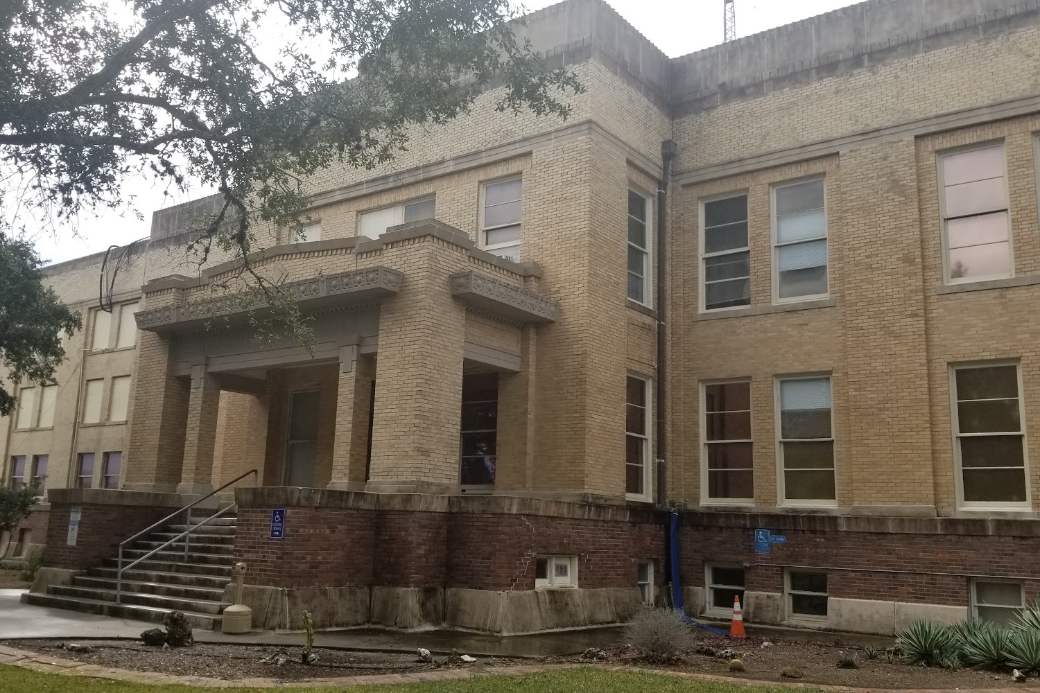 Refugio County Registration & Titling in Refugio, TX