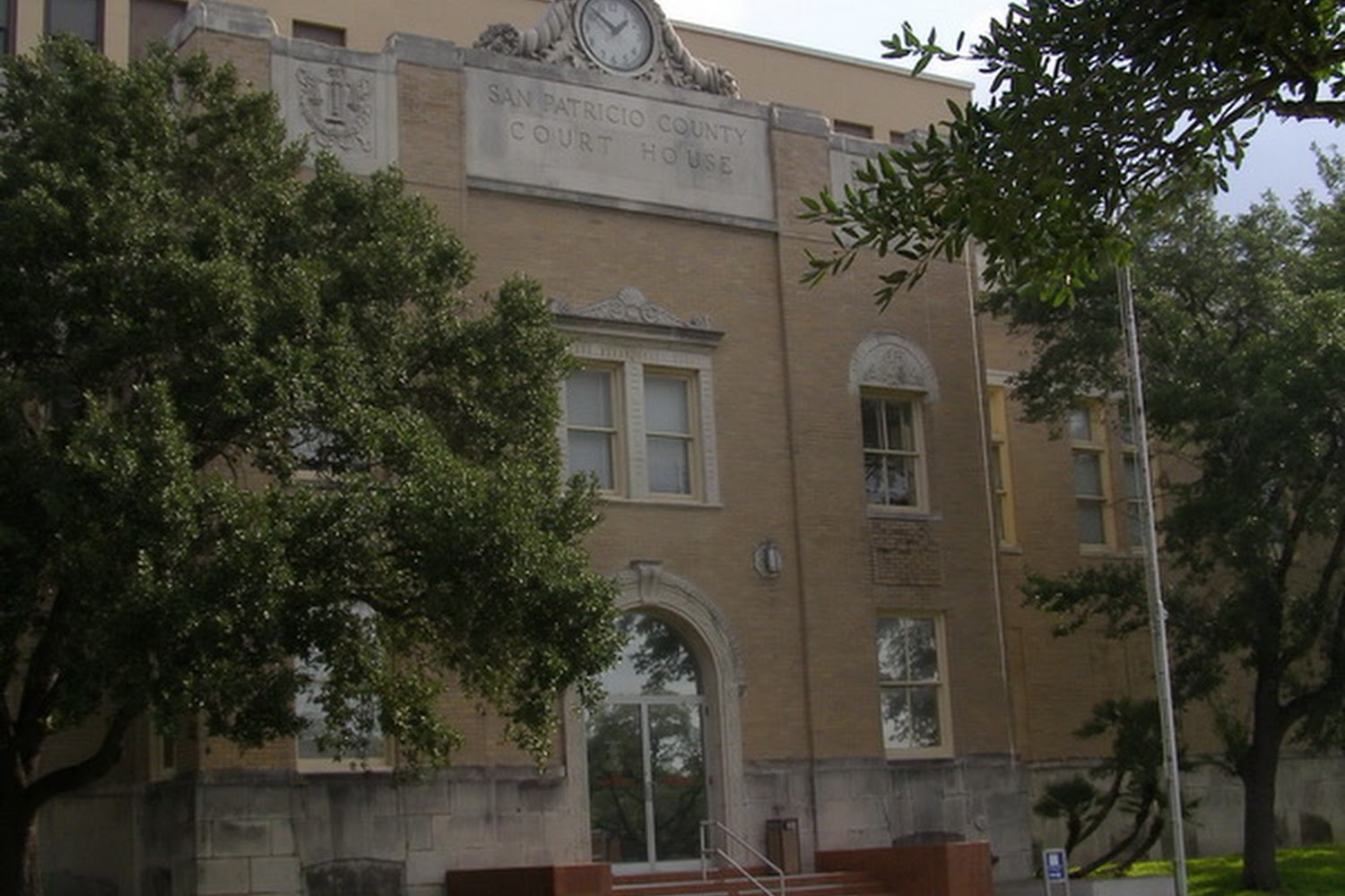 San Patricio County Registration & Titling in Sinton, TX