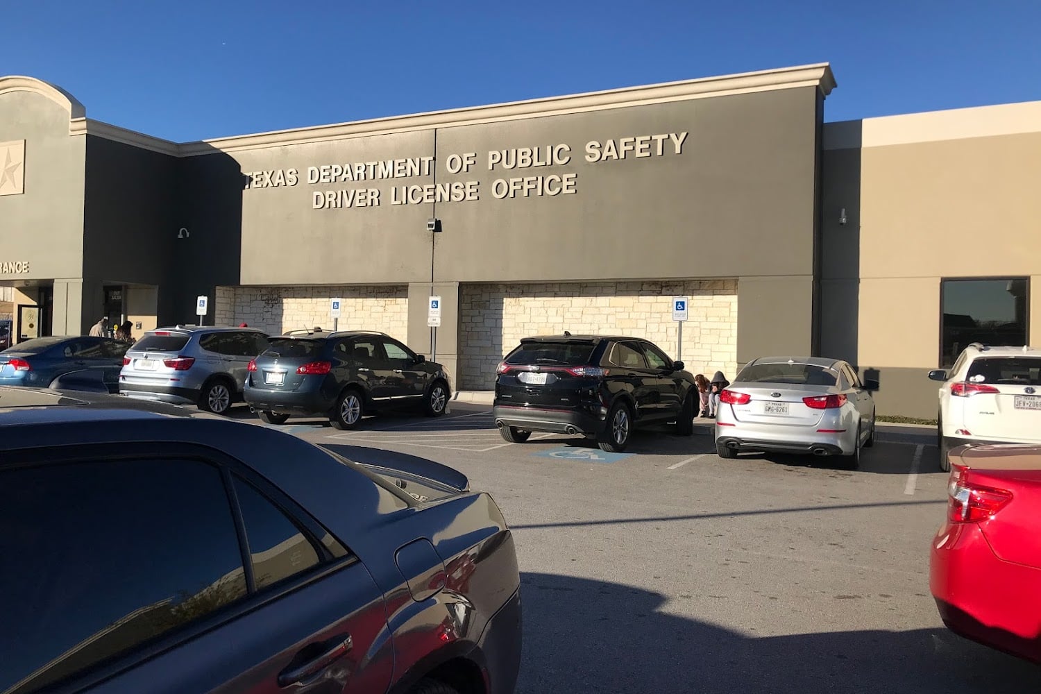 Grand Prairie Driver License Office in Grand Prairie, TX