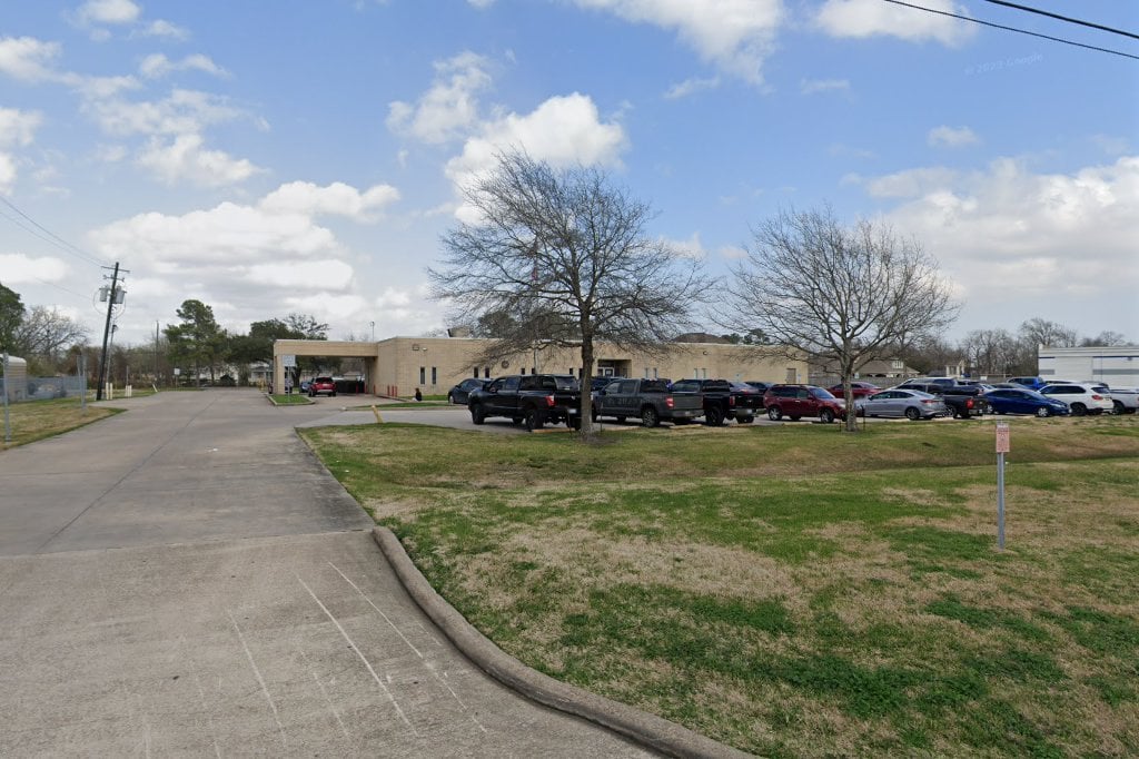 Baytown Driver License Office in Baytown, TX