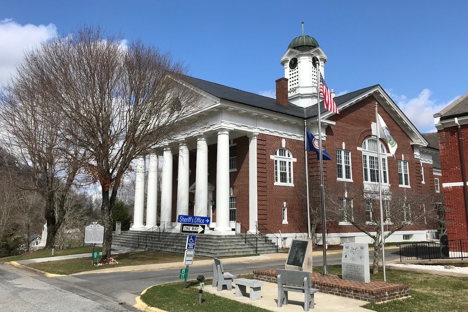 Warm Springs DMV Select in Warm Springs, VA
