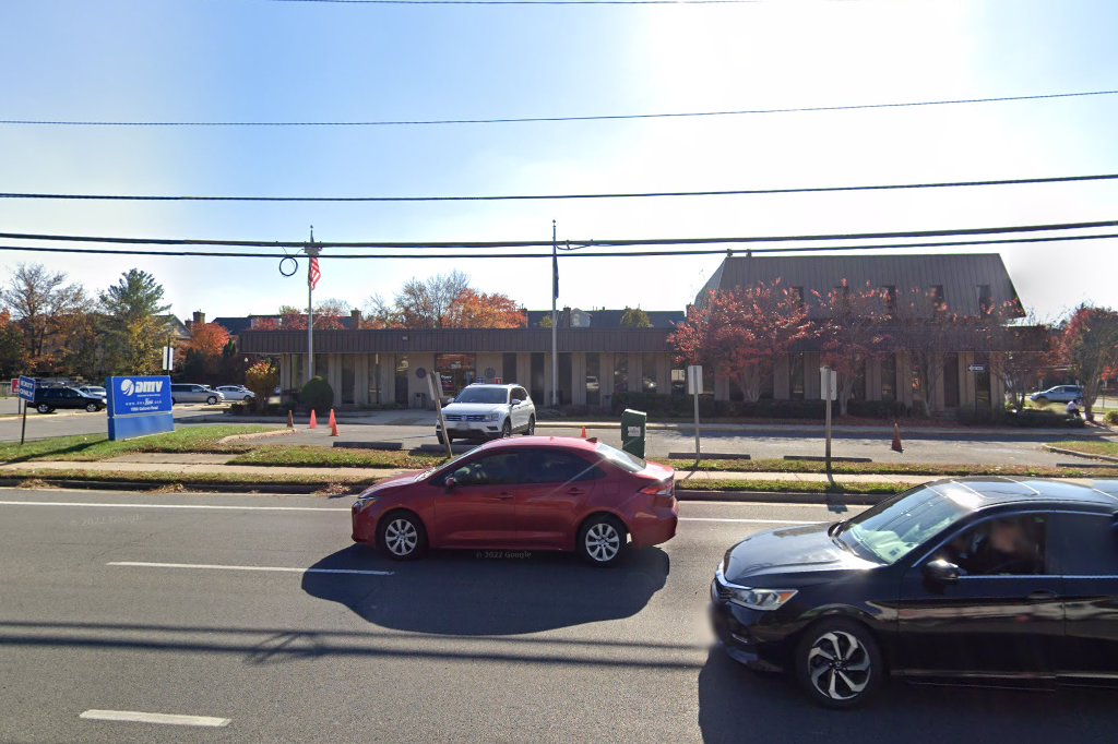 DMV Customer Service Center in Vienna, VA