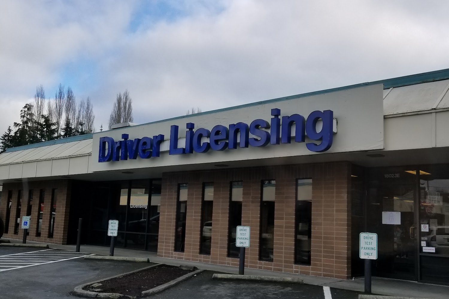 Driver Licensing Office in Lynnwood, WA