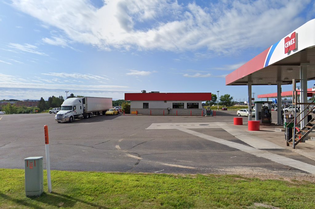 Lakeland Cooperative (NO DRIVER LICENSE TRANSACTIONS) in Rice Lake, WI