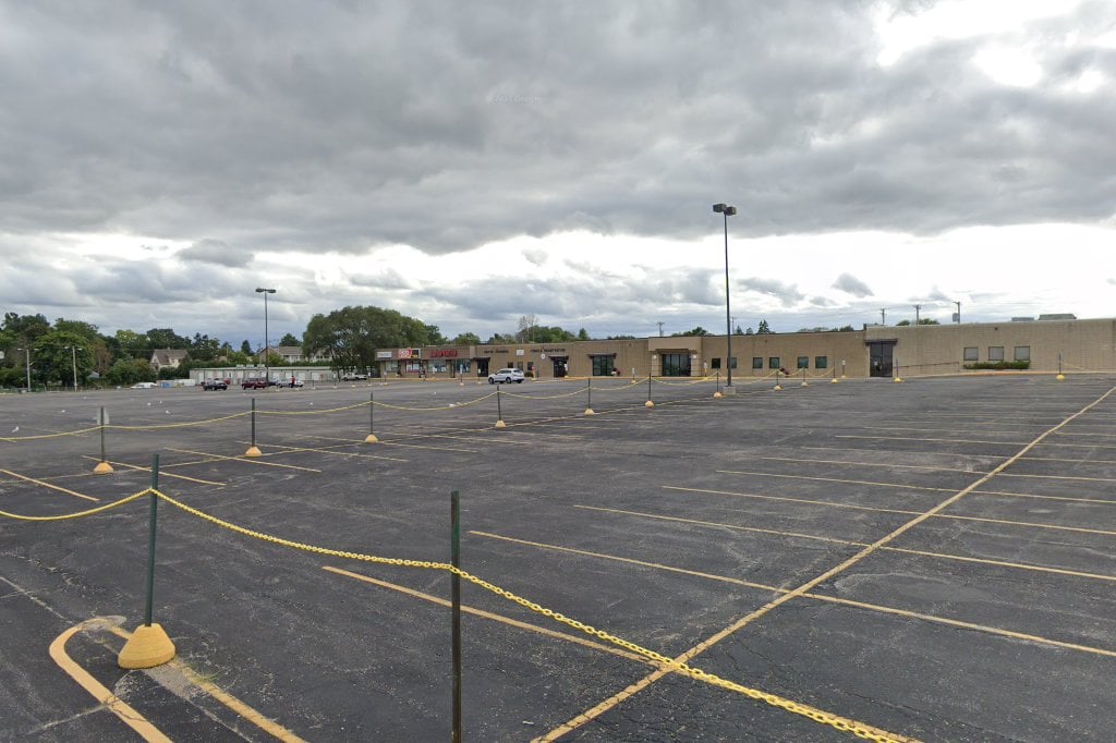 Milwaukee-Northeast Service Center in Milwaukee, WI