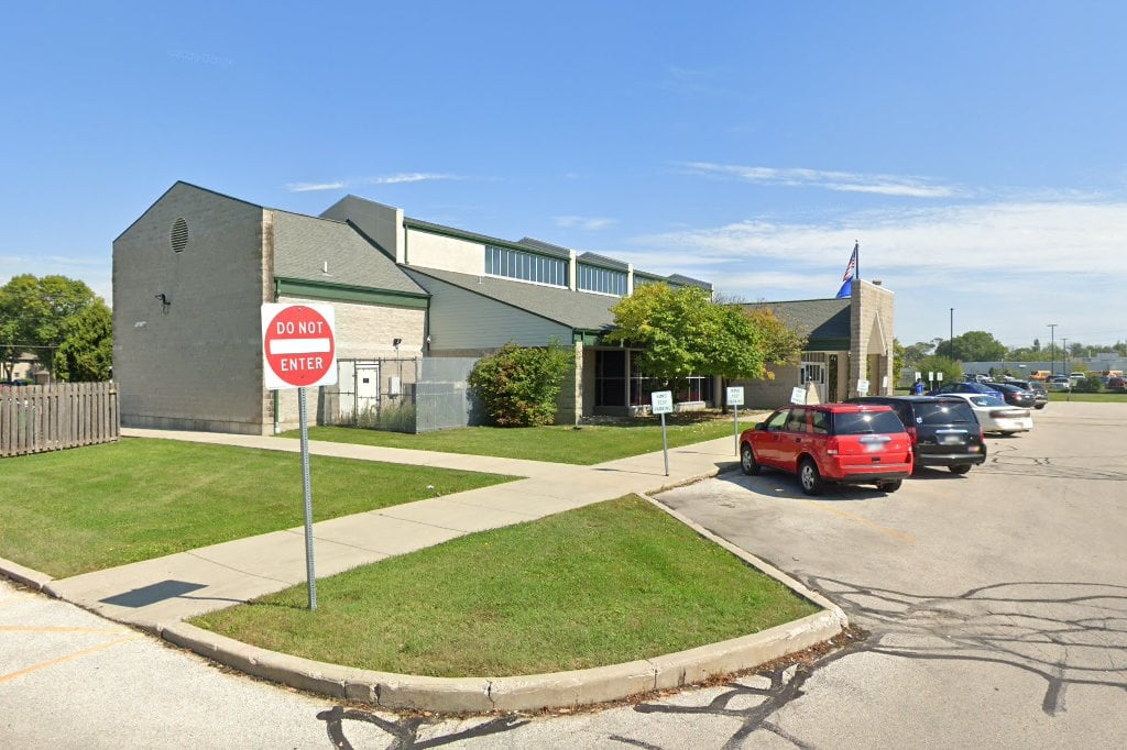 Milwaukee-Northwest Service Center in Milwaukee, WI