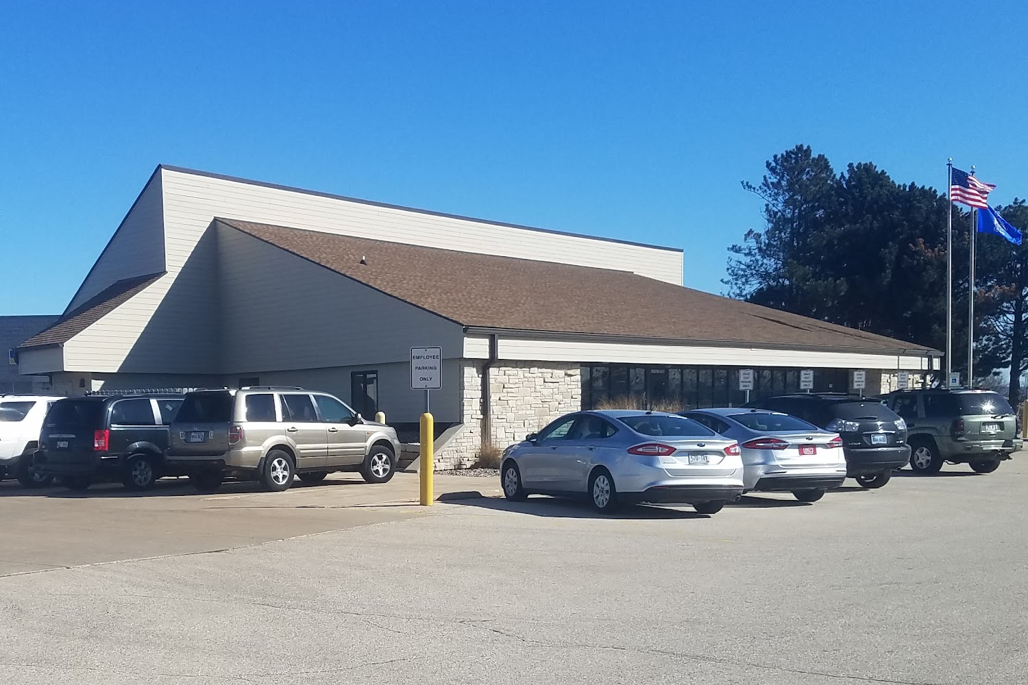 Fond du Lac License & Registration in Fond du Lac, WI