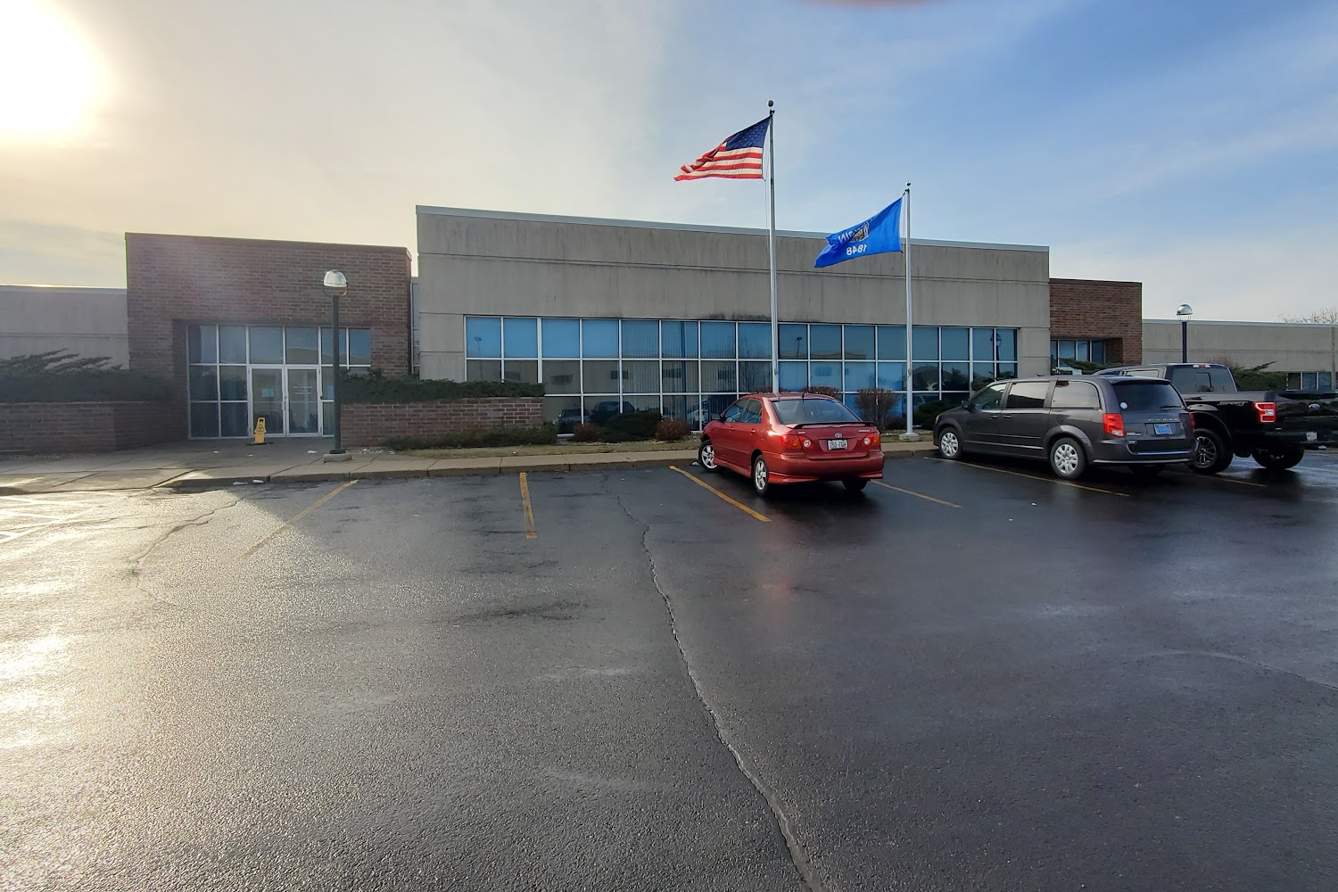 Racine/Sturtevant Licenses & Tags in Sturtevant, WI