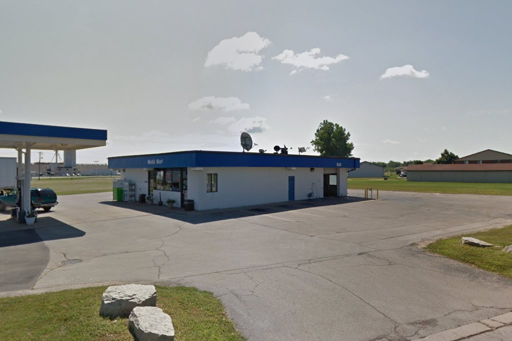 Pulaski Food & Gas (REGISTRATION RENEWALS ONLY) in Pulaski, WI